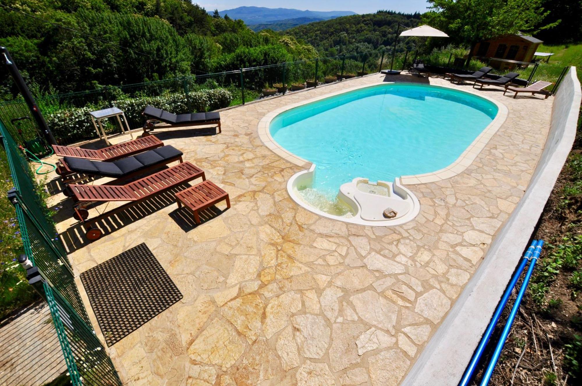 Les Coumayres Riols Exterior photo