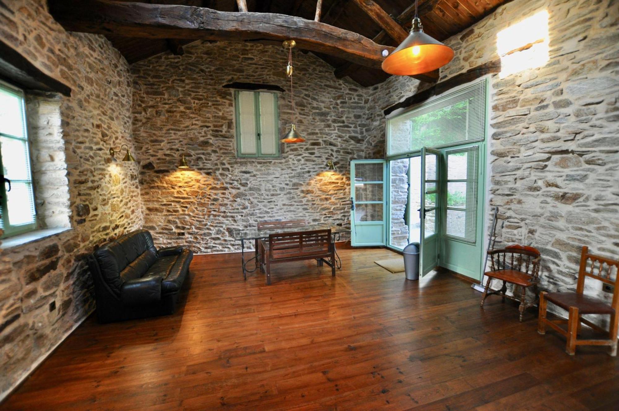 Les Coumayres Riols Exterior photo